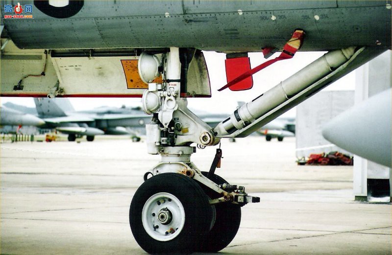  F/A-18B (A21-112)Ʒս