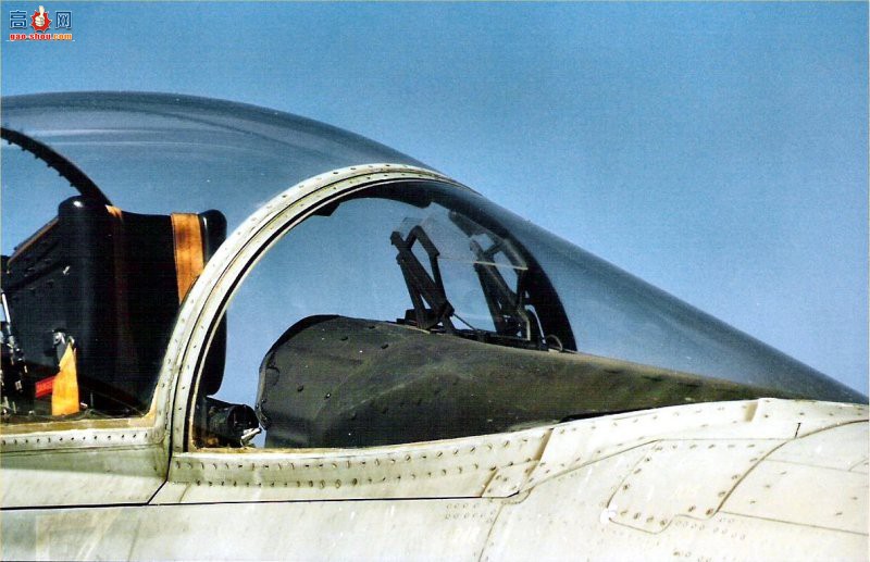  F/A-18B (A21-112)Ʒս