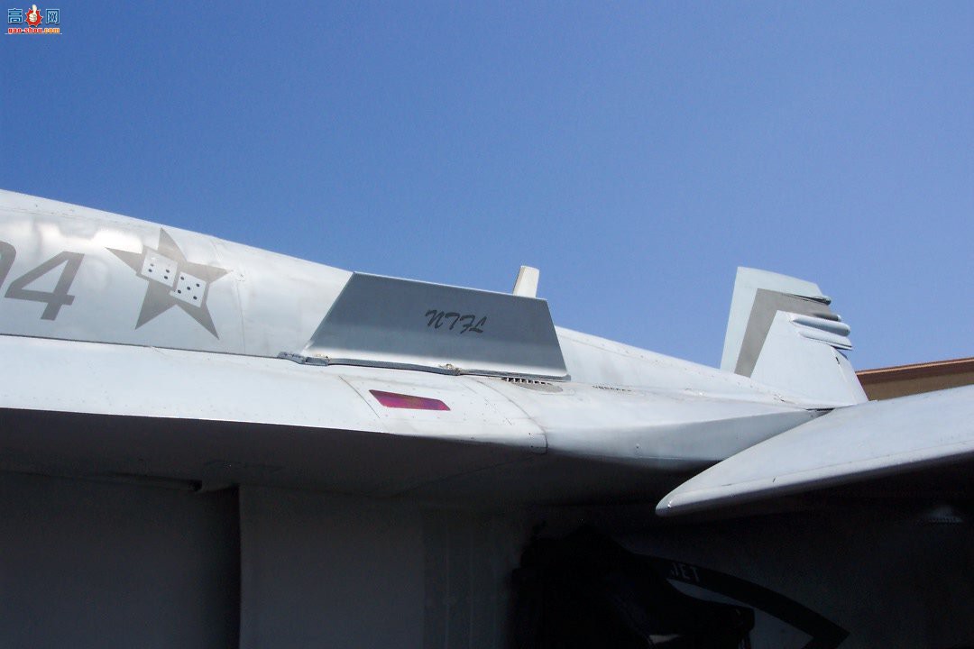  F/A-18C (164067) Ʒ VFA-94 ս