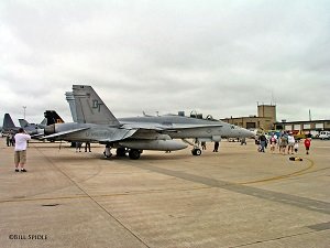  F/A-18D (164688) Ʒս