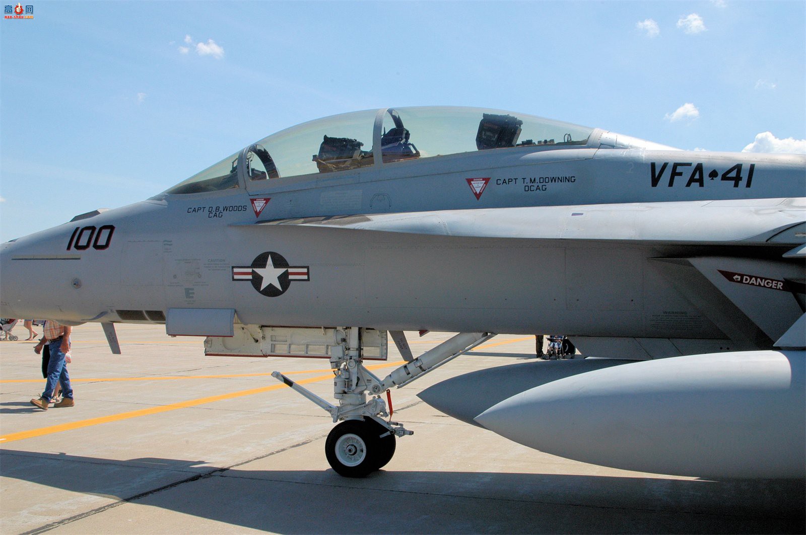  F/A-18F Ʒս