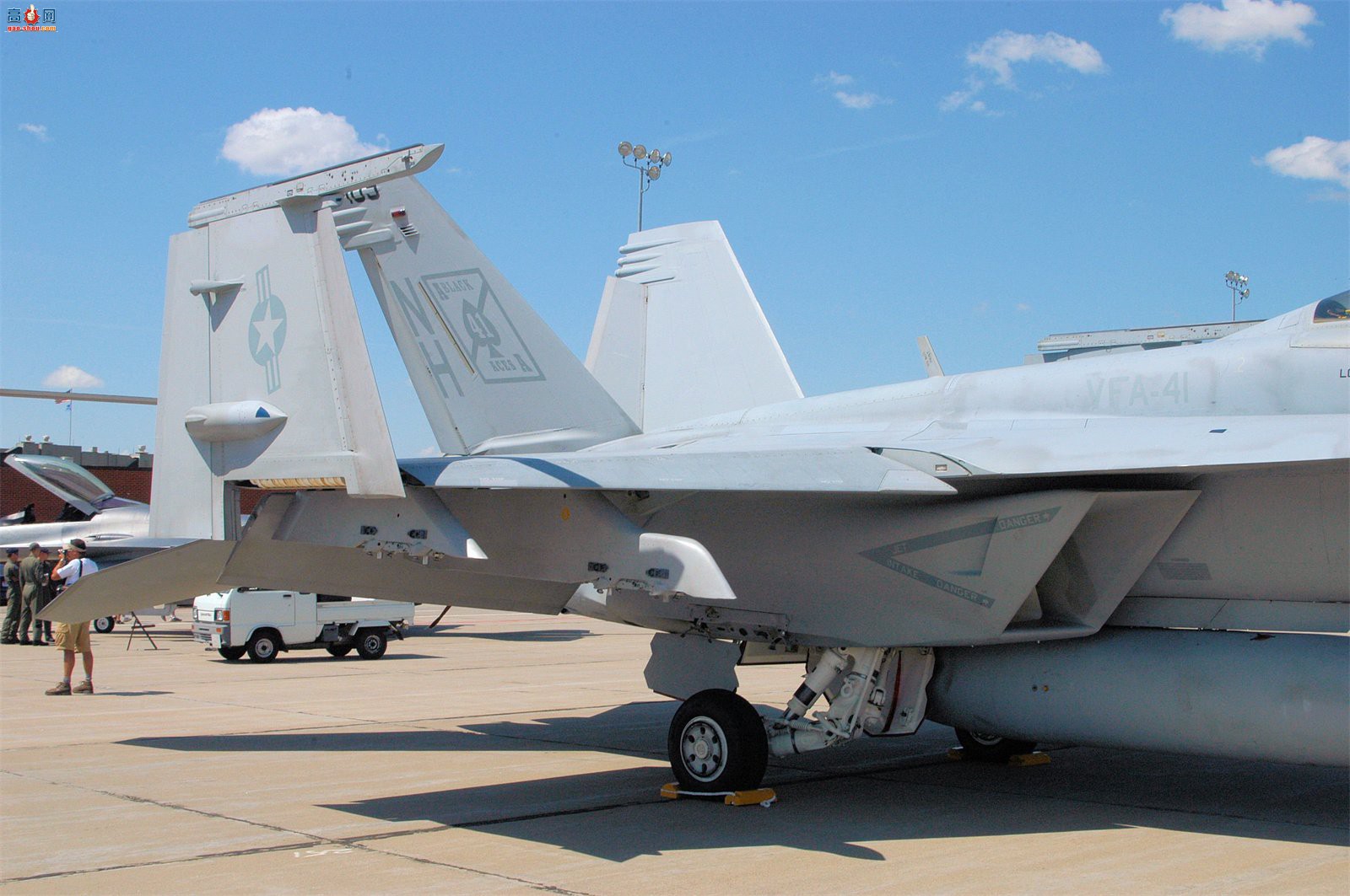  F/A-18F Ʒս