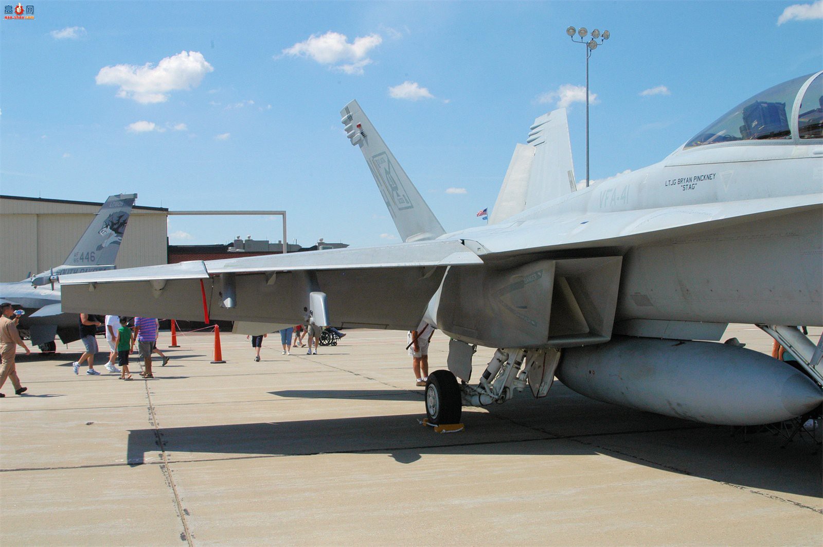  F/A-18F Ʒս