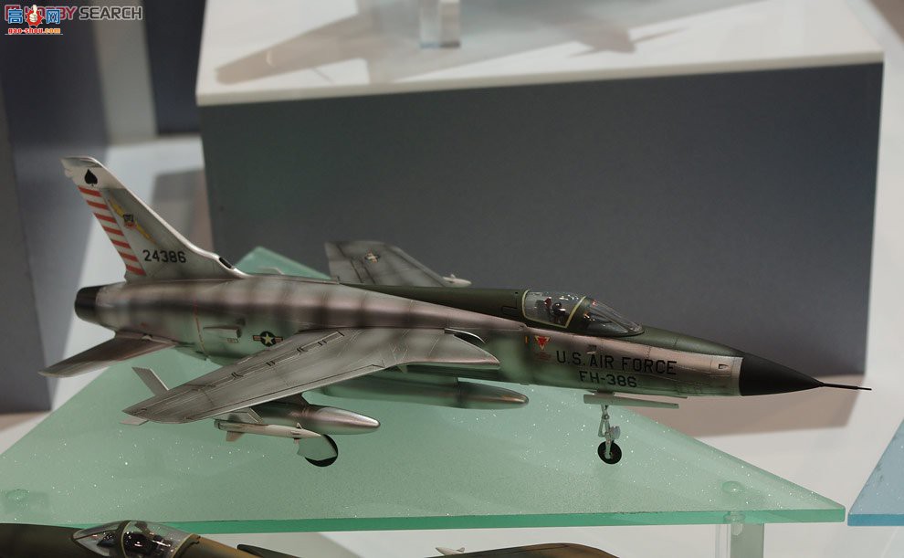 ȴ ս 02053 F-105B/D ׳