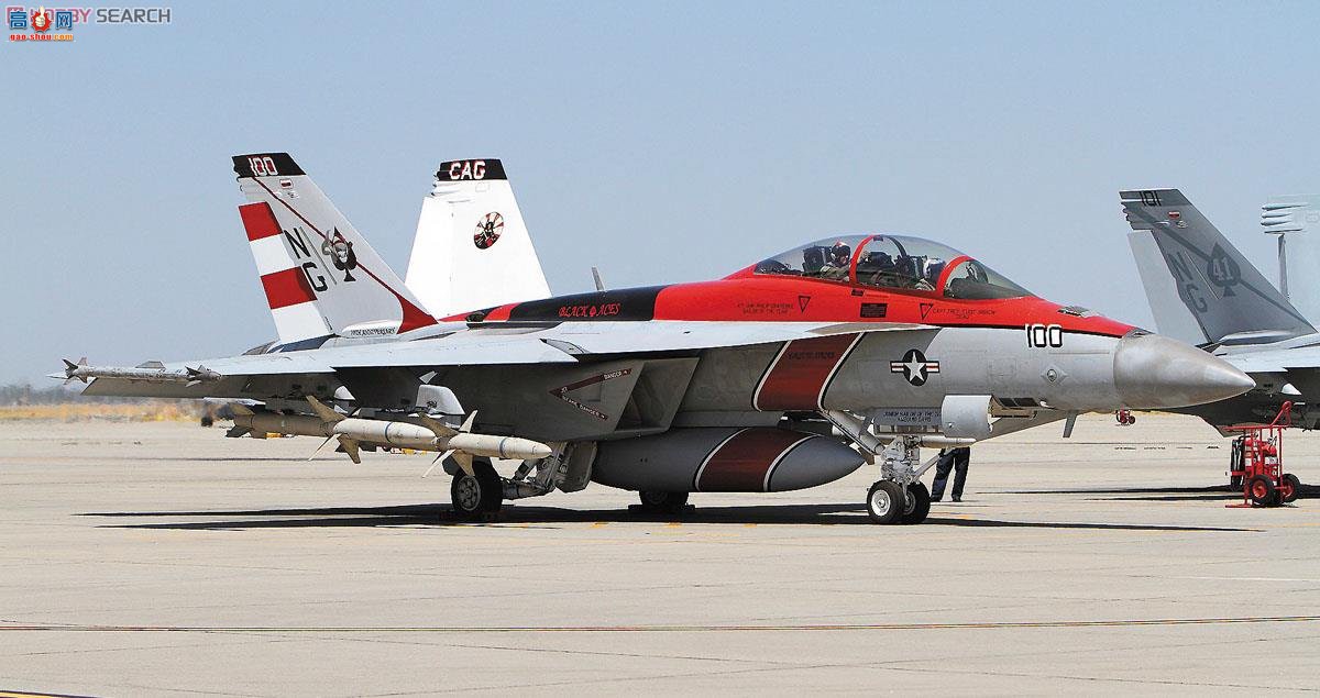ȴ ս 02184 F/A-18F Ʒ`VFA-41  70`