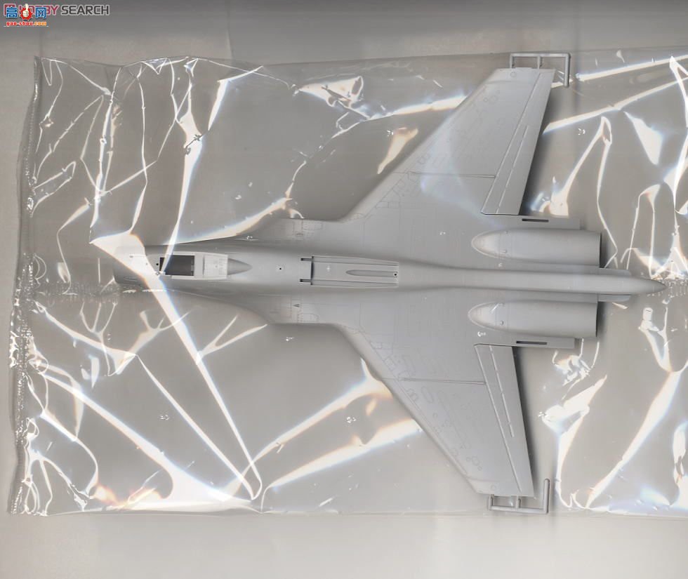 ȴ ս 01565 E35 Su-33D