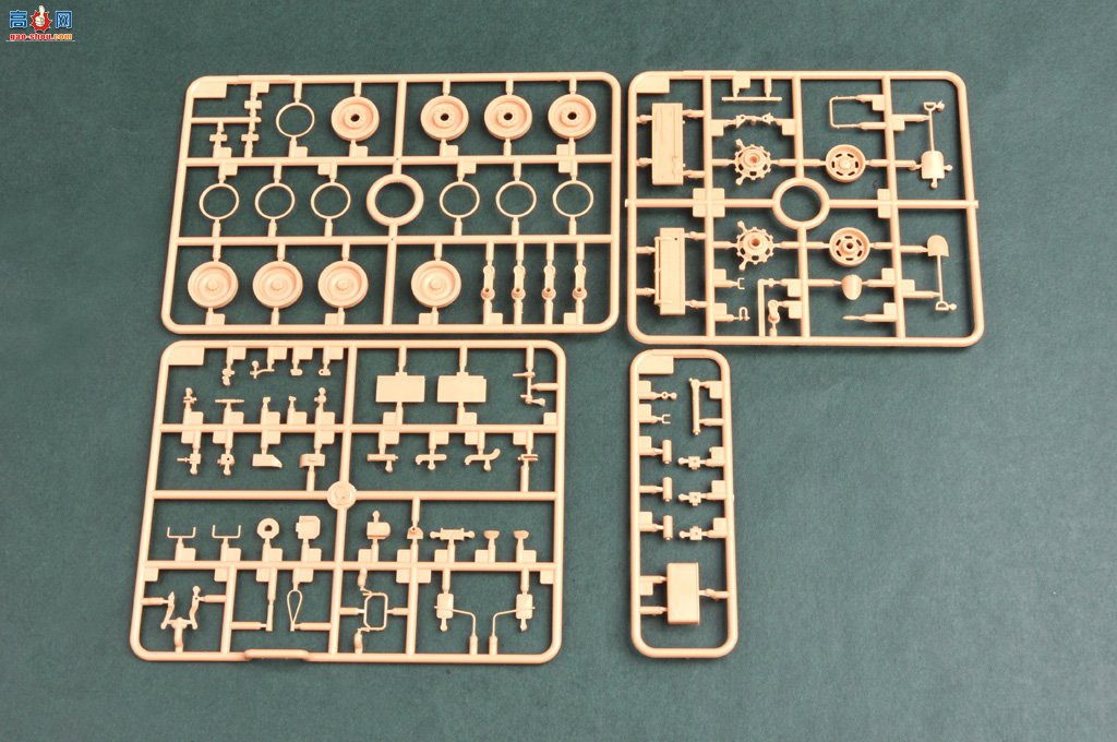HobbyBoss ̹ 82474 CV90-40ս