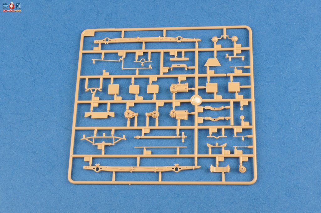 HobbyBoss װ׳ 83815 ¹Sd.Kfz.222װ쳵1Σ