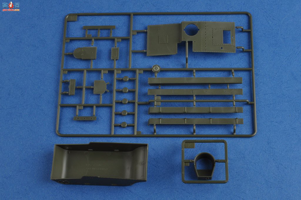 HobbyBoss ̹ 83821 T-37ˮ½̹(Ȼ˹˳)-