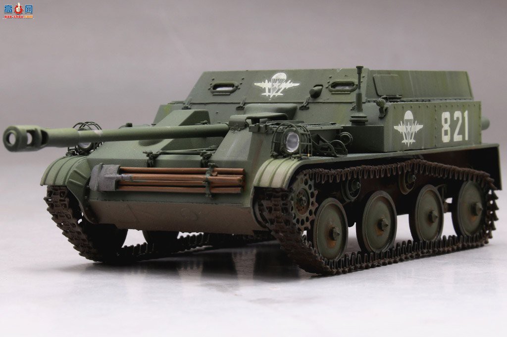 HobbyBoss  83896 ˹ASU-57ս̹