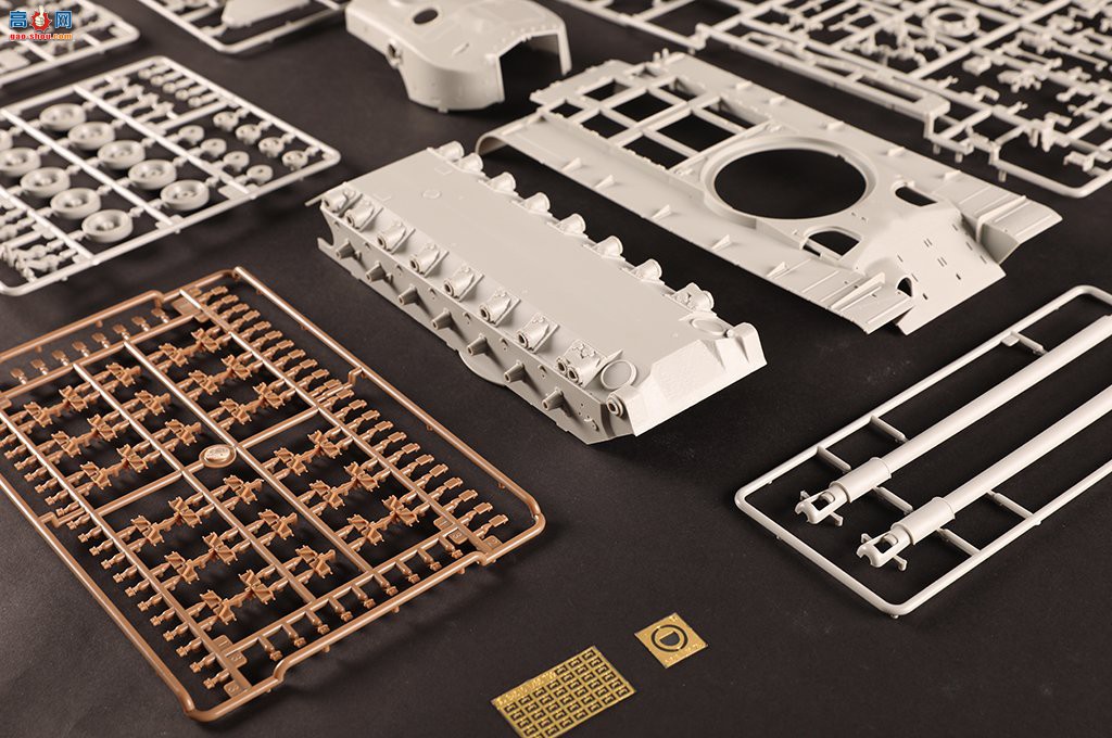 HobbyBoss ̹�� 84513 ����T34����̹��