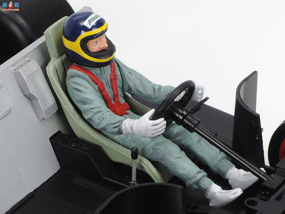 ﹬  25210 1/24  Stratos ѹ
