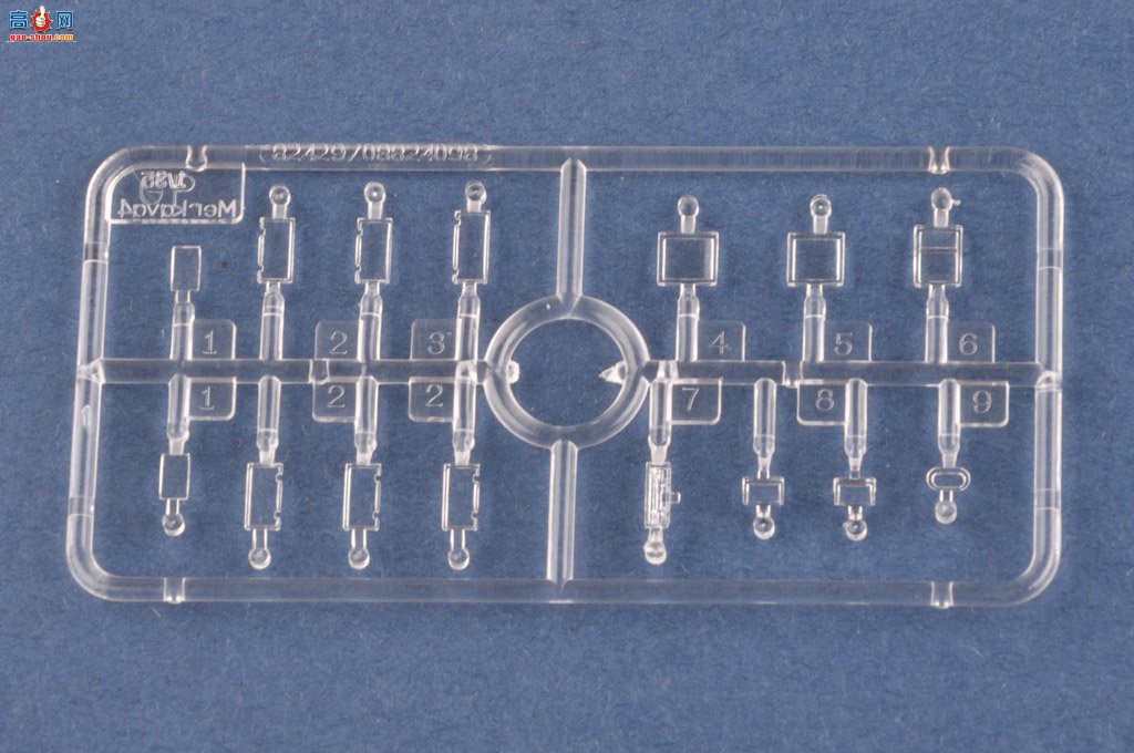 HobbyBoss ̹ 84523 ɫ÷4ս̹-װսƷϵͳ-