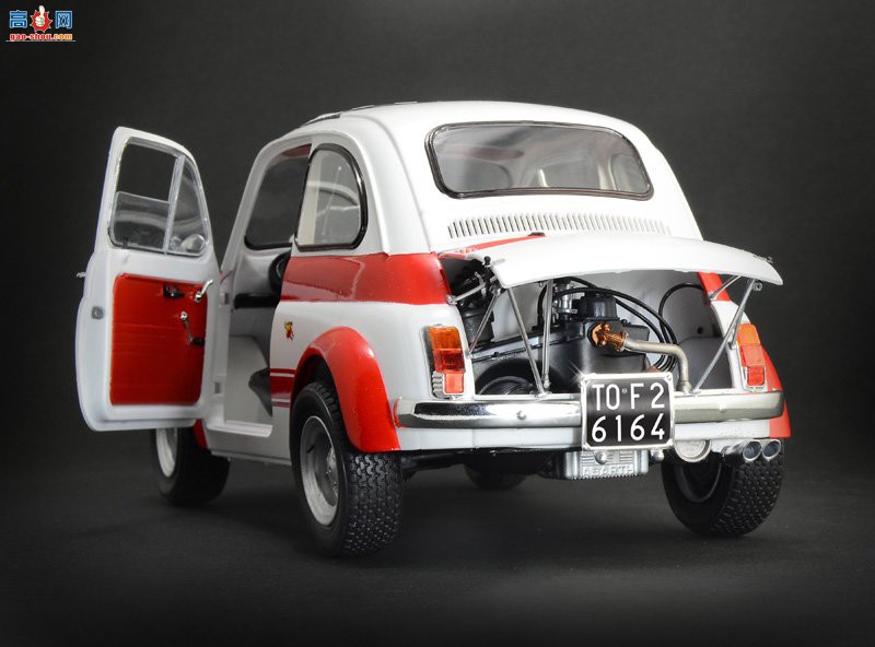  ITALERI  4705  ˹ 695SS/Asset Corsa-