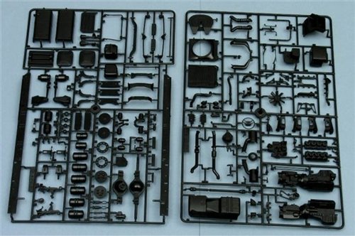  ITALERI  3829 ˹ R500 V8-
