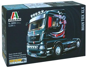  ITALERI  3895 MAN TGX XLX-