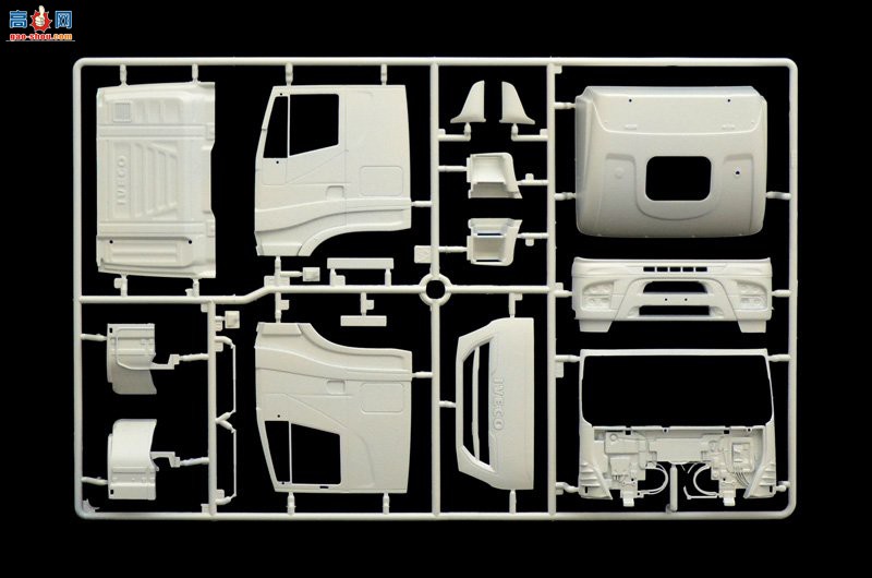  ITALERI  3899 ά Stralis ·ŷ 5 ϳͷ-