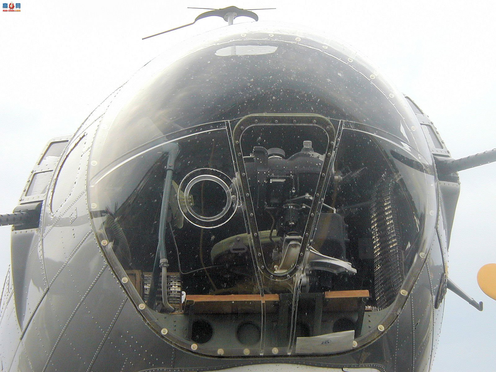  B-17G (44-85740) бݺը