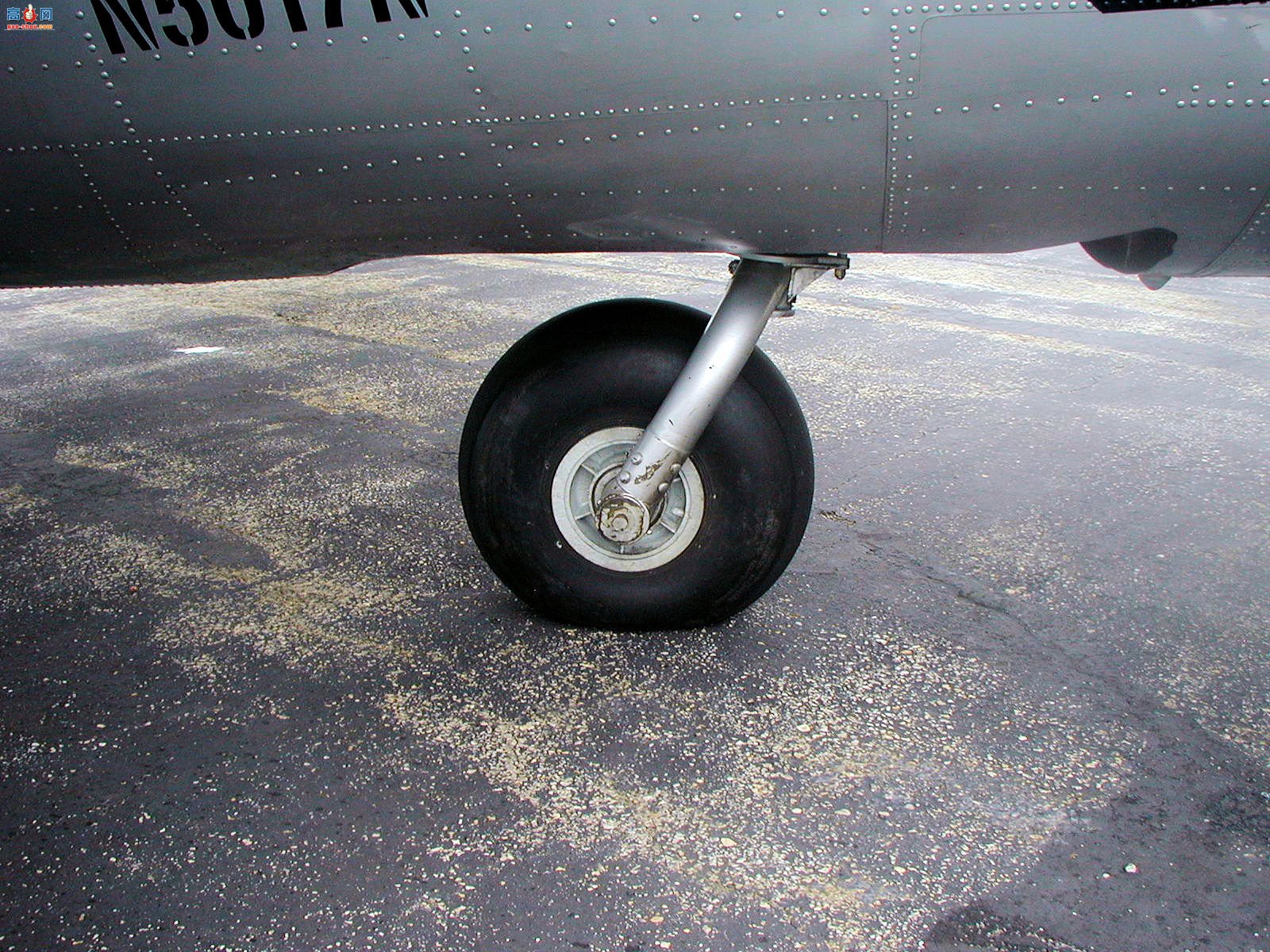  B-17G (44-85740) бݺը