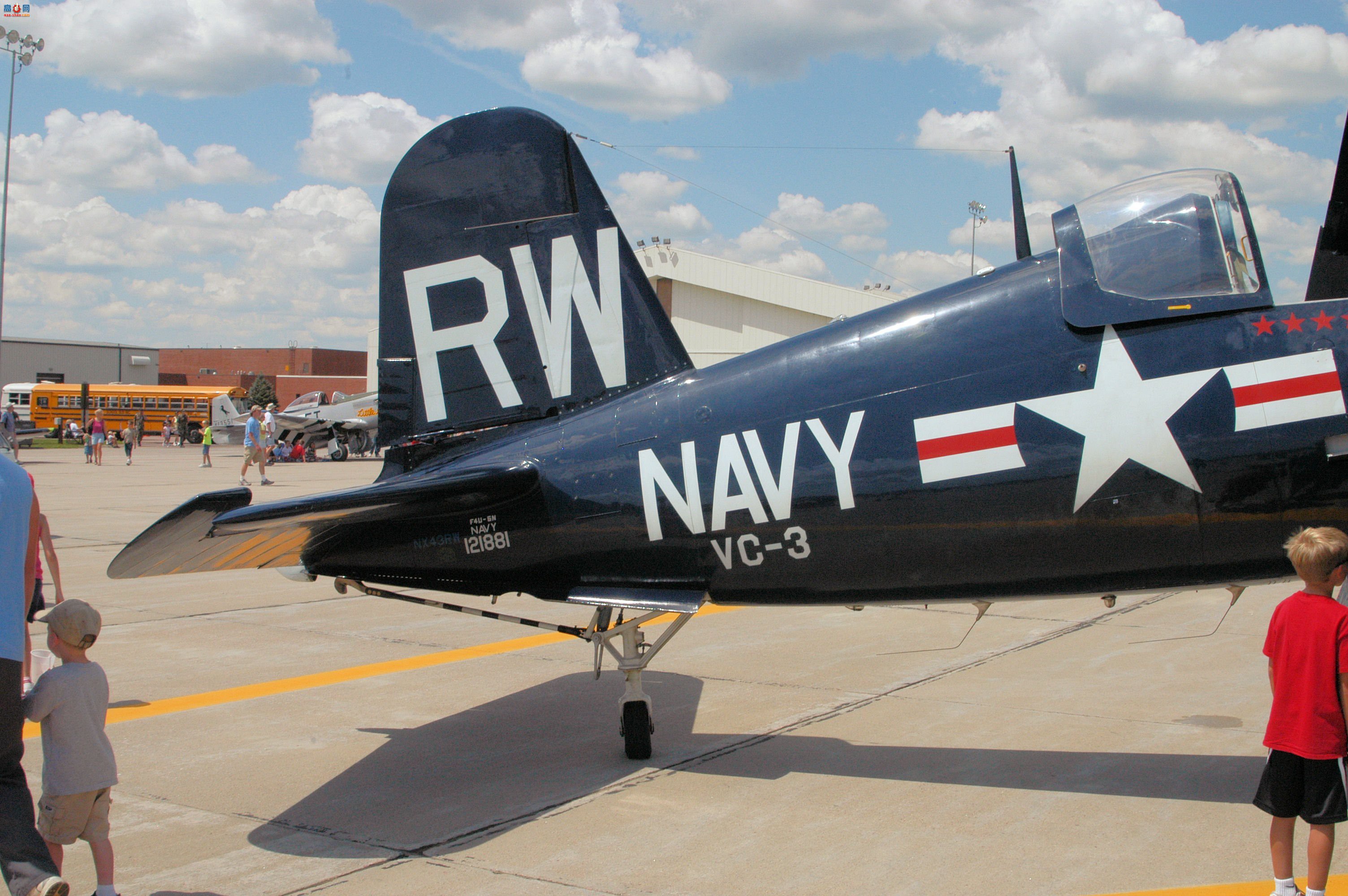  F4U-5N 