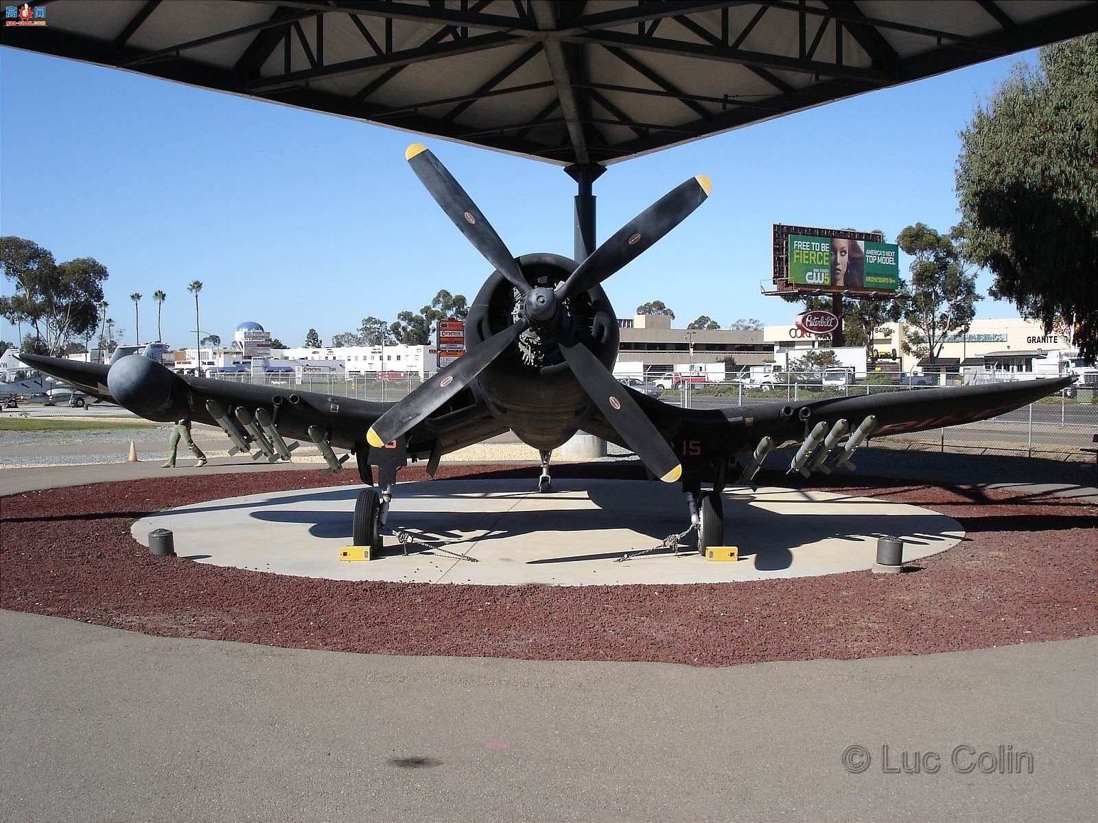  F4U-5NL (122189) 