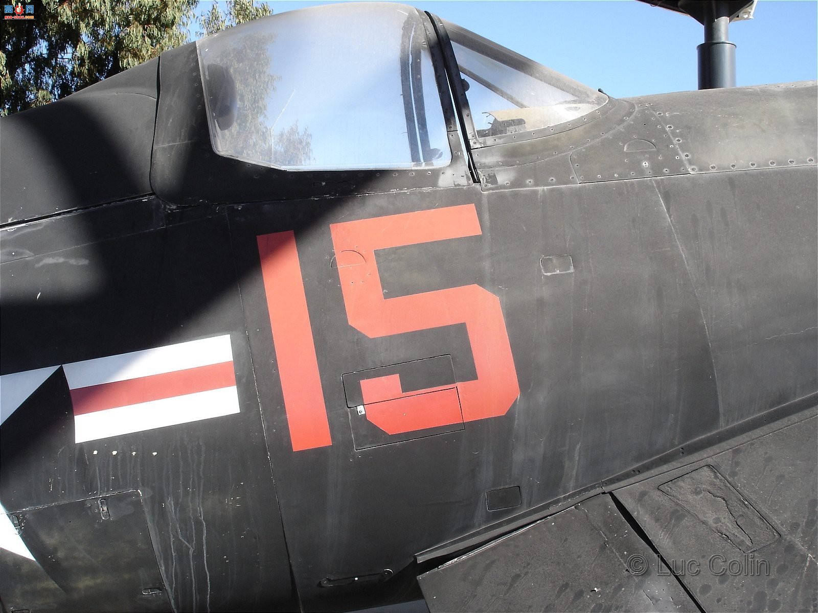  F4U-5NL (122189) 