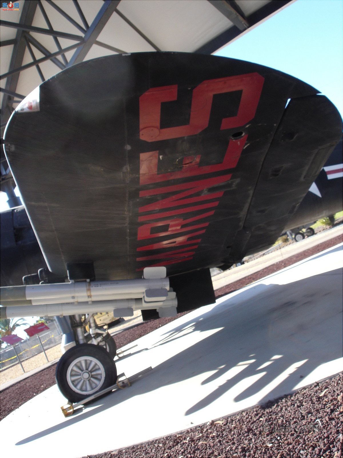  F4U-5NL (122189) 