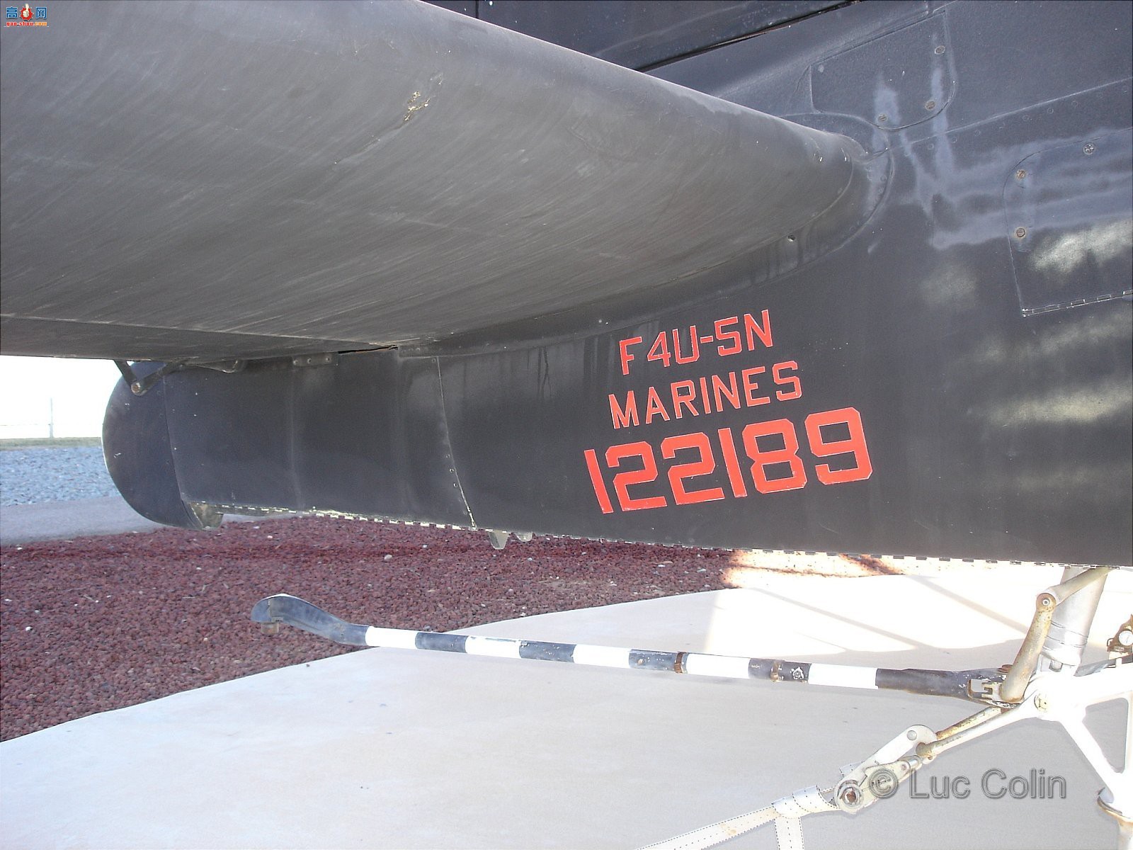  F4U-5NL (122189) 