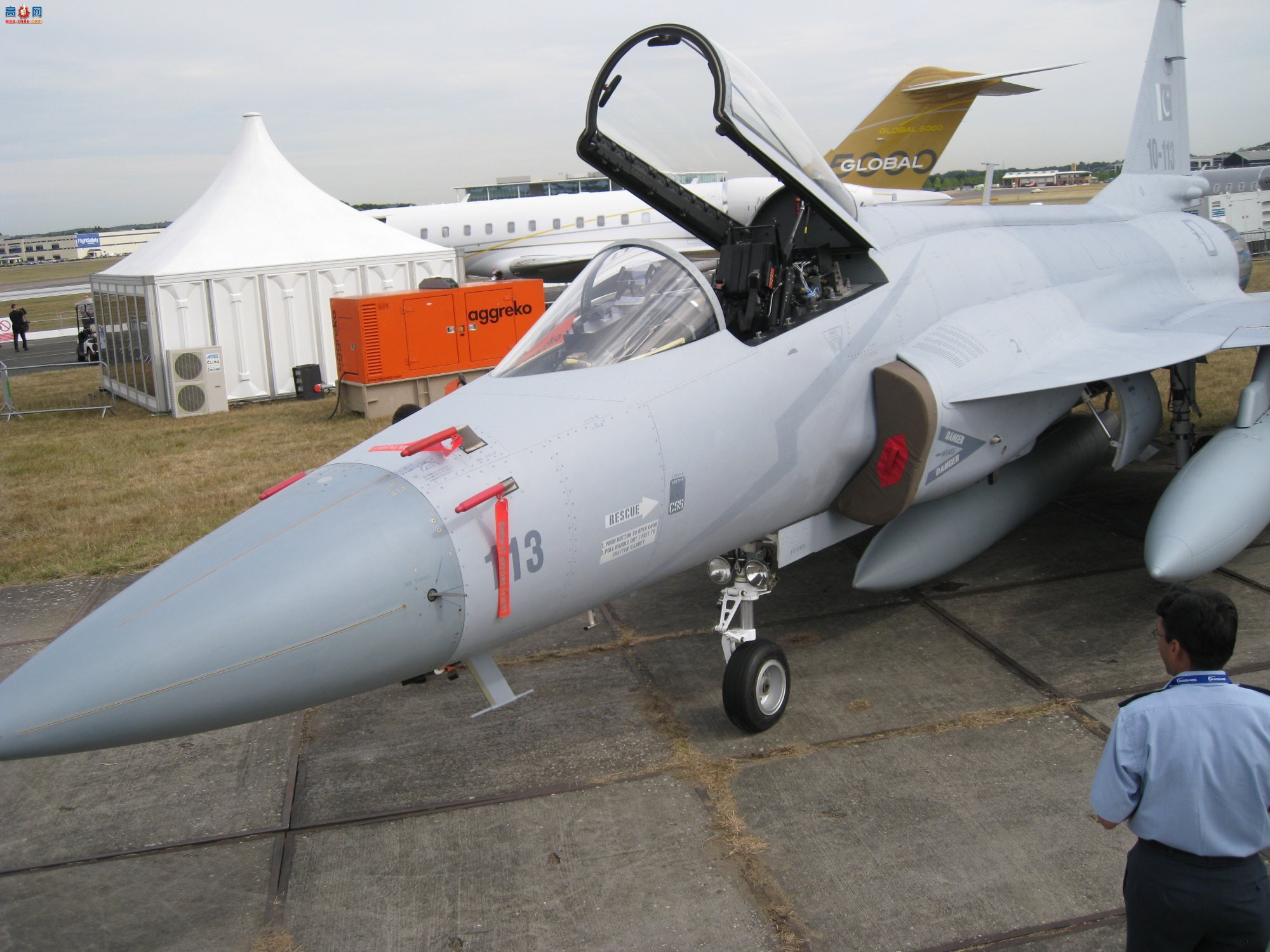  JF-17ͻ˹̹