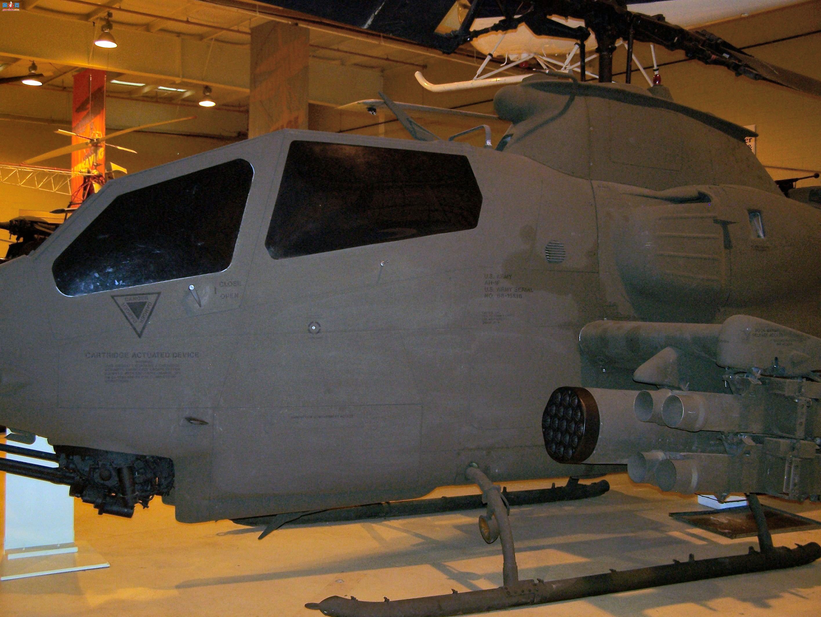  AH-1F۾
