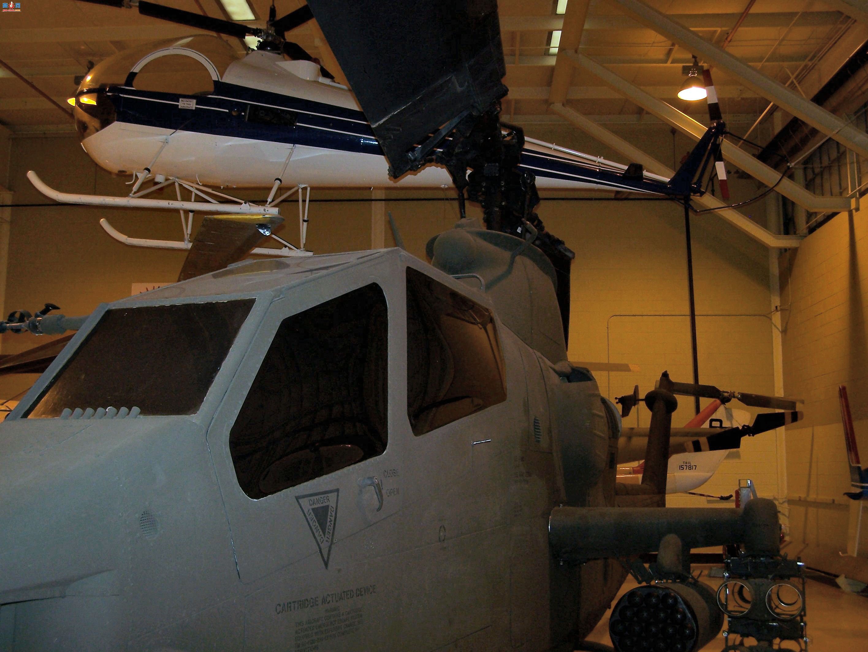  AH-1F۾