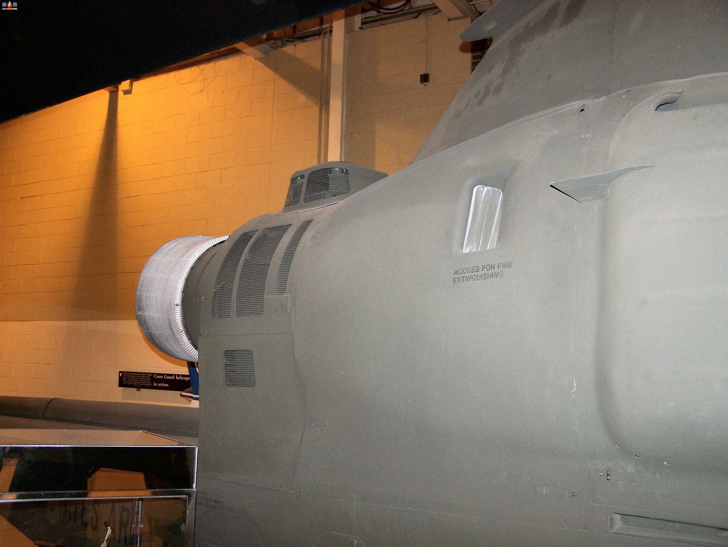  AH-1F۾