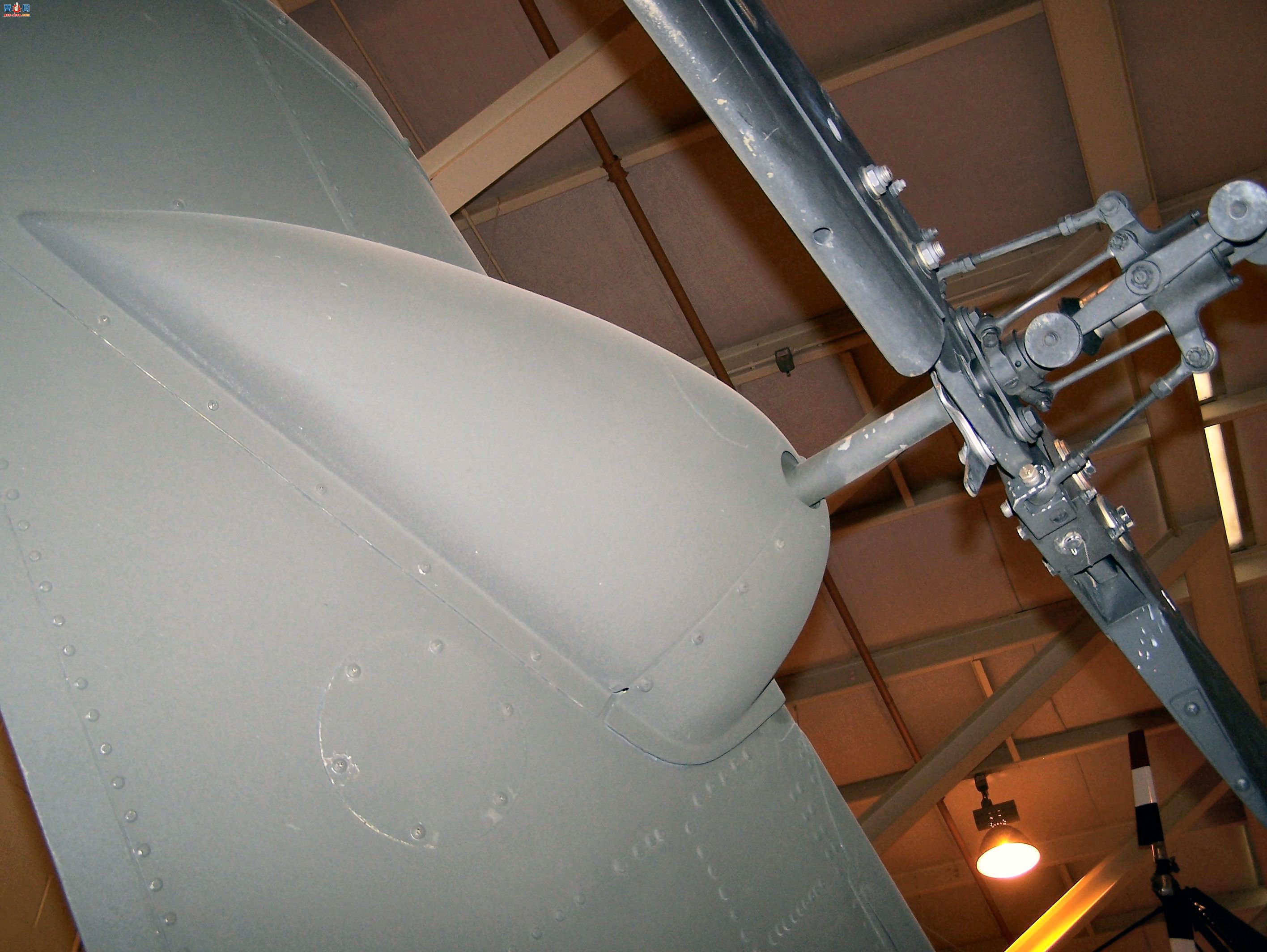  AH-1F۾