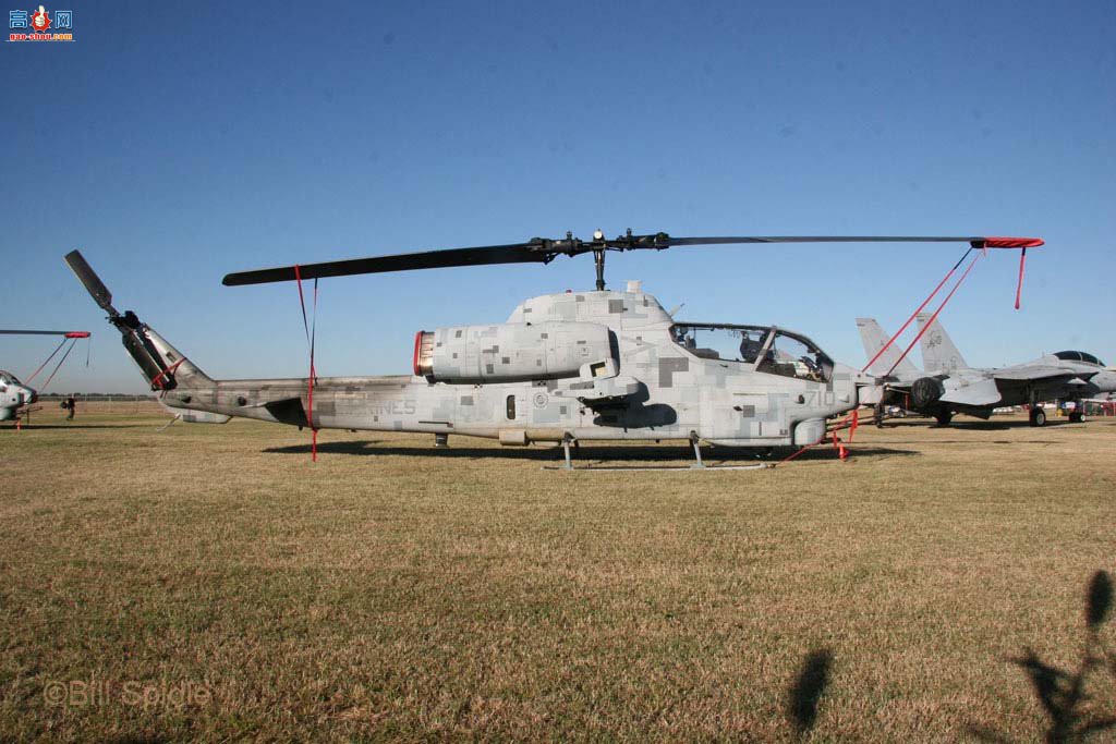  AH-1W165055۾