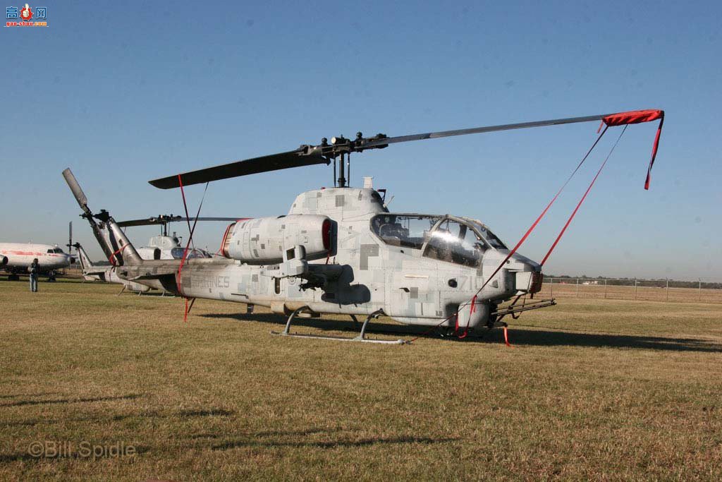  AH-1W165055۾