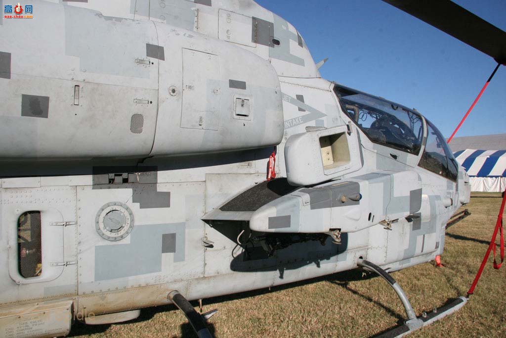  AH-1W165055۾
