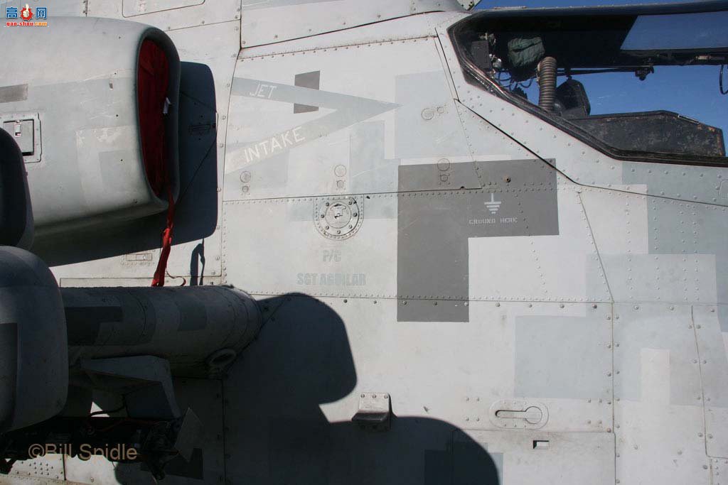  AH-1W165055۾