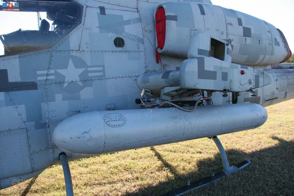  AH-1W165055۾