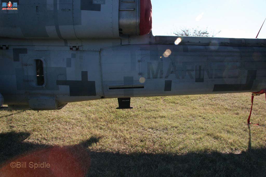  AH-1W165055۾