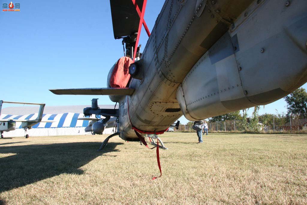  AH-1W165055۾