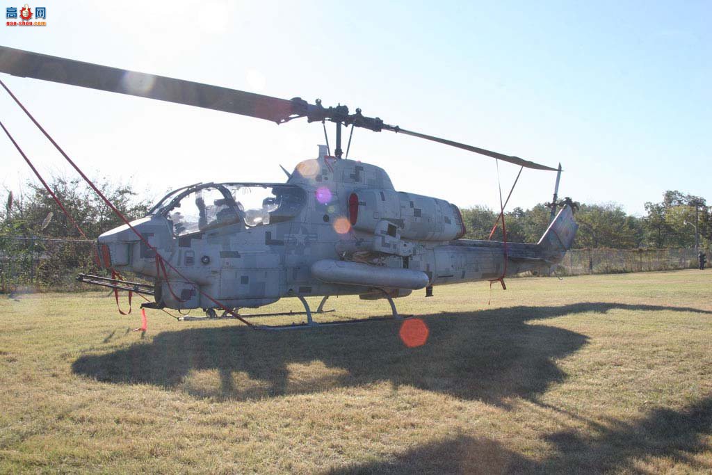  AH-1W165055۾