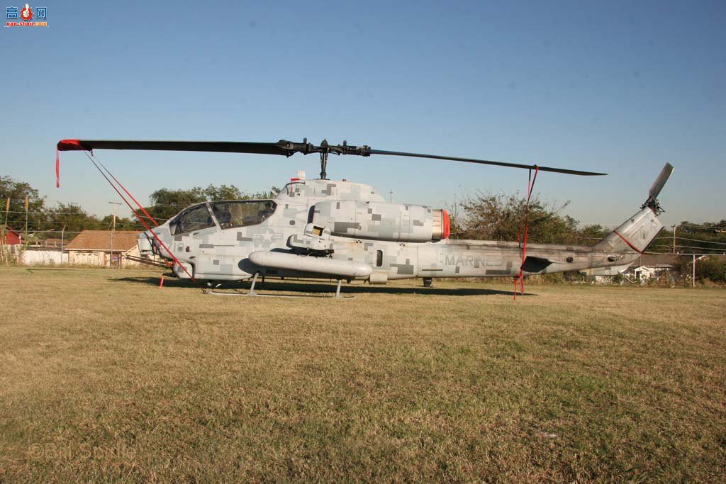  AH-1W165055۾