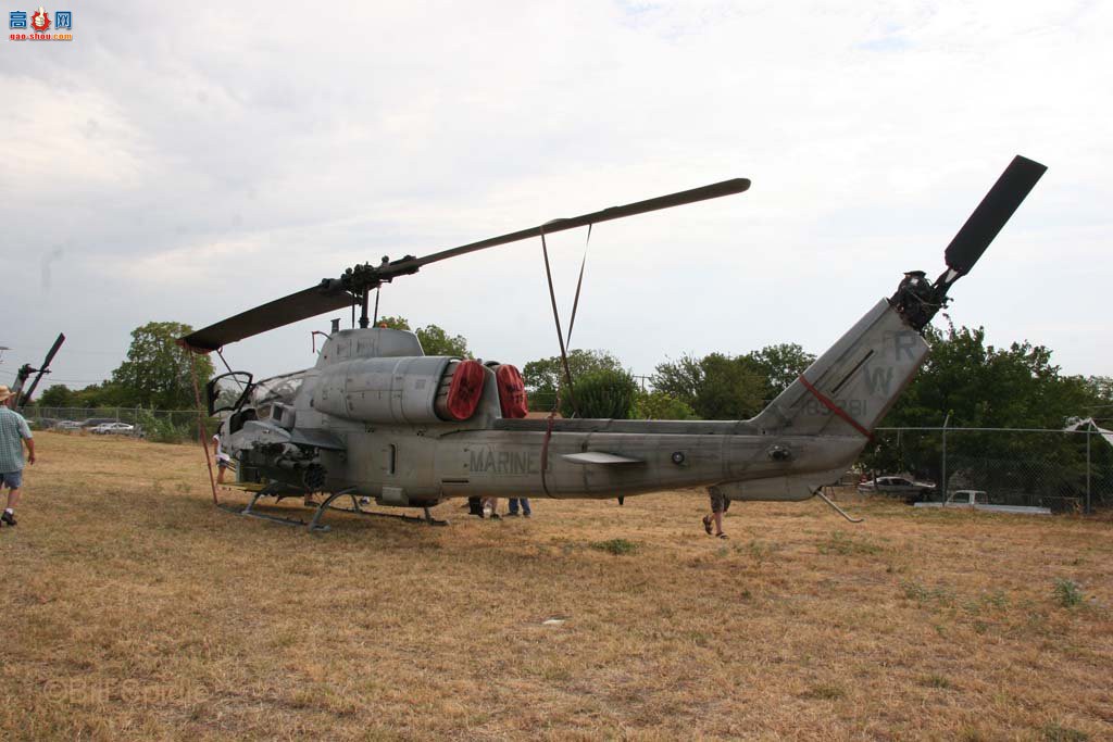  AH-1W165281۾