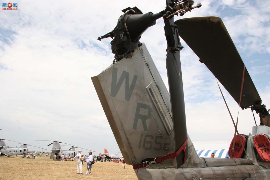  AH-1W165281۾