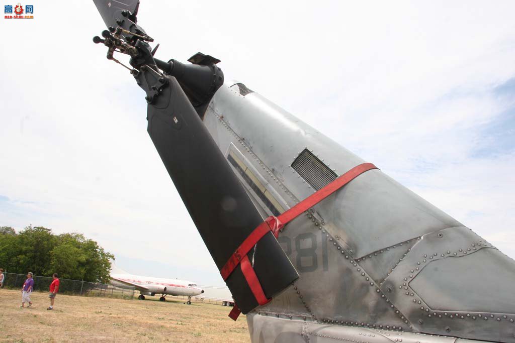 AH-1W165281۾