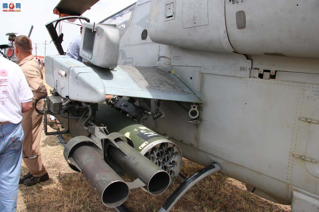  AH-1W165281۾