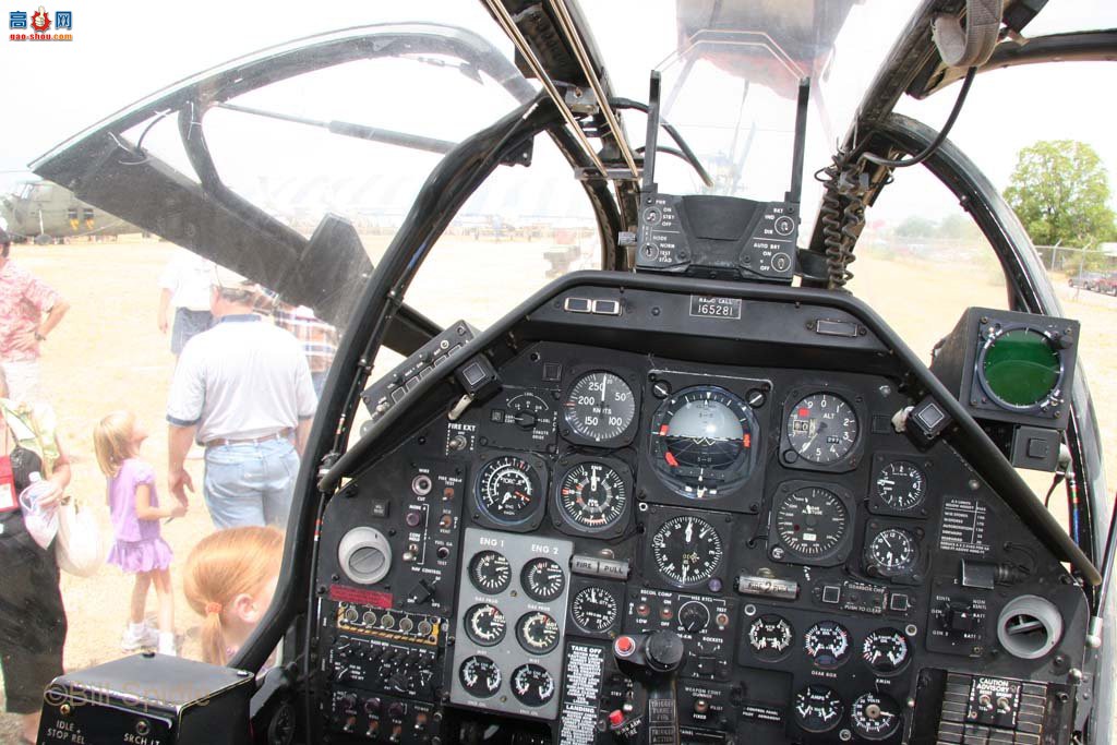  AH-1W165281۾