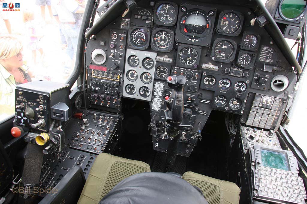  AH-1W165281۾