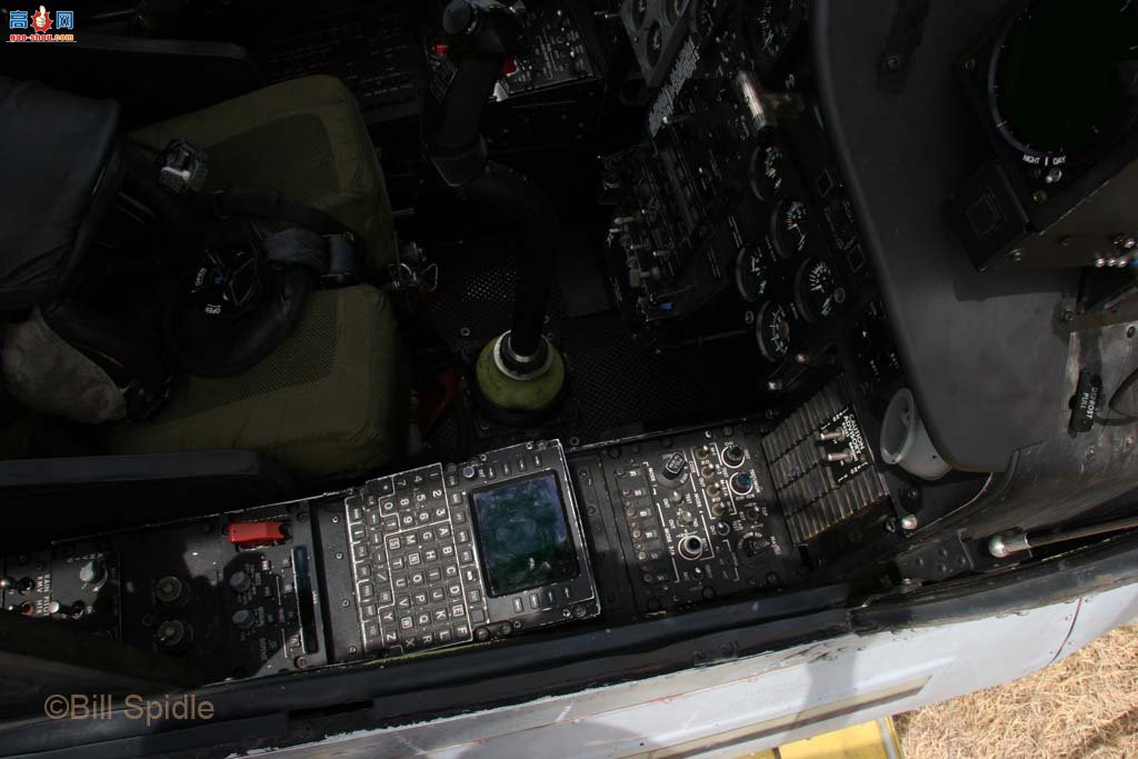  AH-1W165281۾