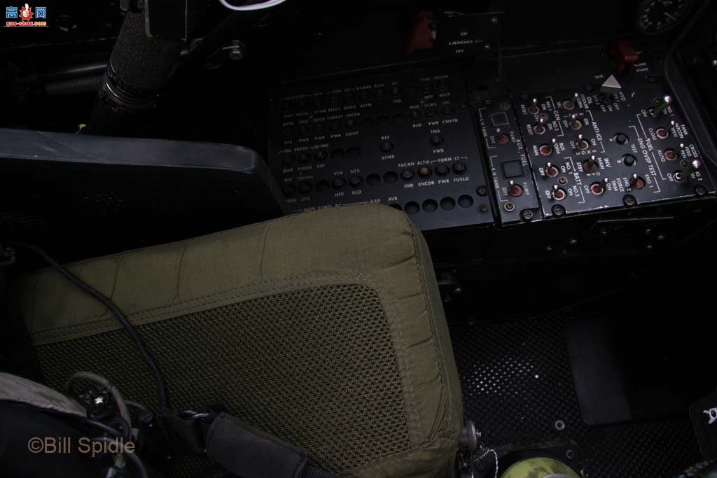  AH-1W165281۾